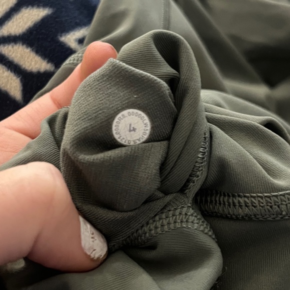 Lululemon Align High Rise 25” Leggings Muted Olive Green Size 4 - Picture 10 of 12